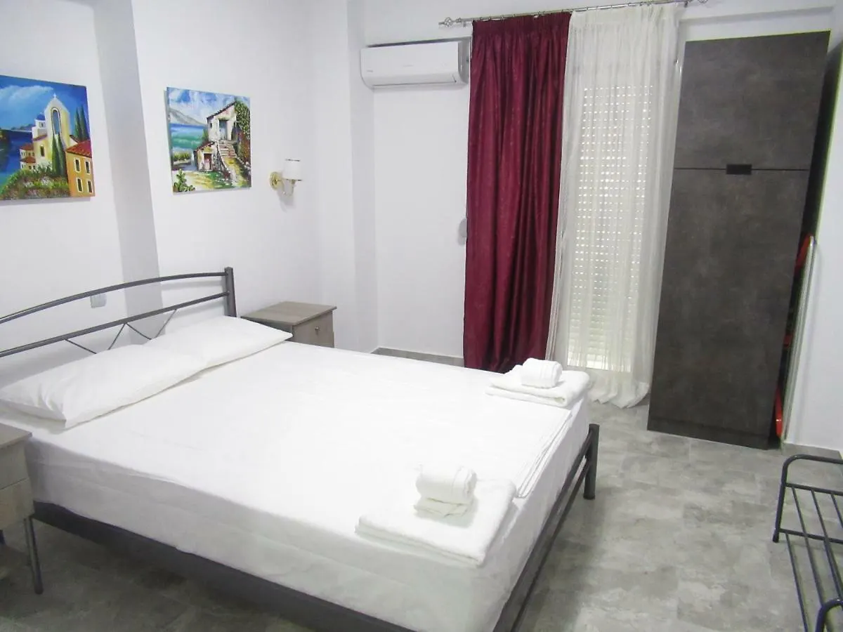 Artistic Rent Rooms & Apartments Nea Kallikrateia Aparthotel