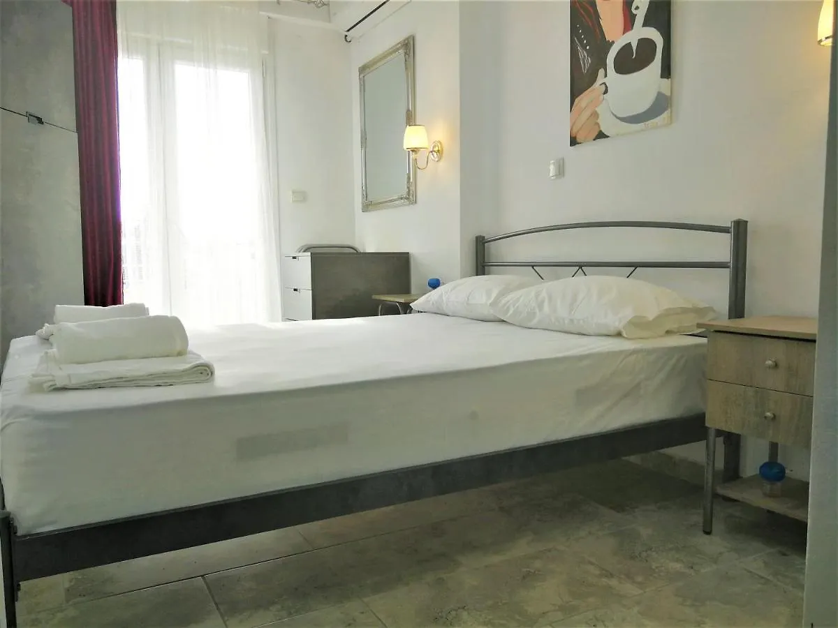 Aparthotel Artistic Rent Rooms & Apartments Nea Kallikrateia Grecia